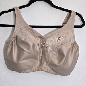 Glamorise Elegant Lace Trim Beige Bra